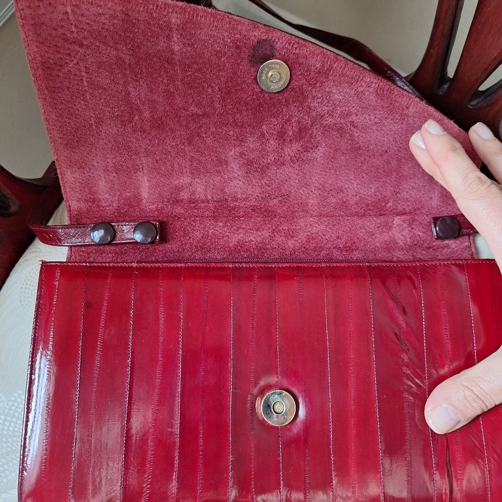 Vibtage Red/Burgundy Eel Leather Women's Bag Made In Korea - Picture 9 of 10